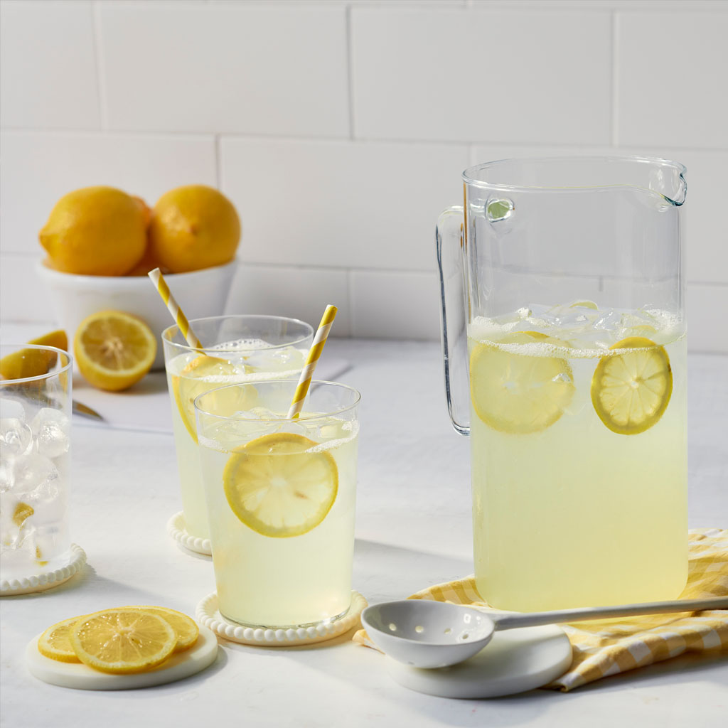 How Lemonade Can Aid in Digestion Due to Its Acidity